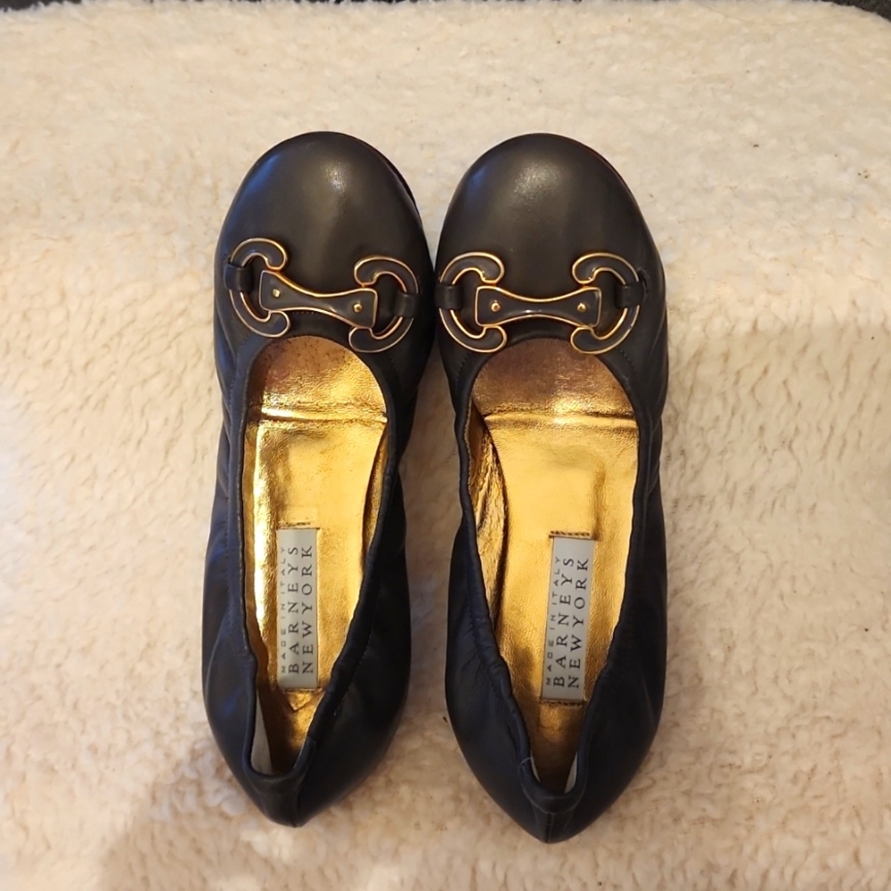 Barneys New York flats